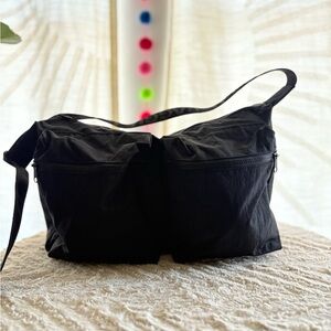 BAGGU Crossbody Bag- Large